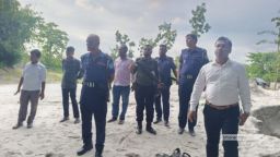 অবৈধ বালু উত্তোলনের দ্বায়ে মনোহরদীতে ১ লাখ টাকা জরিমানা