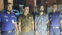 গোপালগঞ্জে অবৈধ অস্ত্র, ইয়াবা ও গাড়িসহ ২ মাদক ব্যবসায়ী গ্রেপ্তার