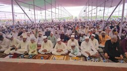 ধর্মীয় ভাবগাম্ভীর্যের মধ্যদিয়ে গোপালগঞ্জ কেন্দ্রীয় ঈদগাহ ময়দানে ঈদুল আযহার প্রথম জামাত অনুষ্ঠিত
