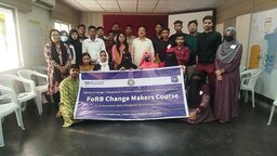 সাতক্ষীরায় ধর্মীয় স্বাধীনতা ও সম্প্রীতির বার্তা নিয়ে এফওআরবি চেঞ্জ মেকার্স কোর্স সম্পন্ন