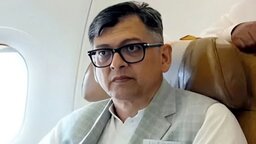 লন্ডনে গেলেন বিএনপি নেতা সালাহউদ্দিন আহমদ