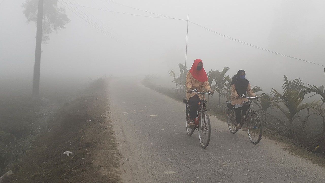 ১৪ ডিগ্রির ঘরে দেশের সর্বনিম্ন তাপমাত্রা, কমতে পারে আরও