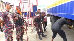 জ্বালানি তেল পাচার রোধে সাতক্ষীরা সীমান্তে বিজিবির কঠোর নজরদারি