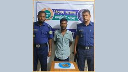 নলছিটিতে পৃথক অভিযানে গাঁজা-ইয়াবাসহ আটক ৪