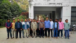 নবম পে-স্কেল বাস্তবায়নের দাবিতে গোপালগঞ্জে সরকারি কর্মচারীদের কর্মবিরতি ও বিক্ষোভ অব্যাহত