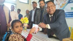 গোপালগঞ্জে দুধ পান করল ৩টি শিক্ষা প্রতিষ্ঠানের ১ হাজার শিক্ষার্থী