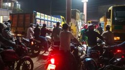 ফরিদপুরে জ্বালানি তালের হাহাকার, চরম ভোগান্তিতে বাইক চালকরা