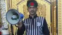 ফরিদপুর শহরে ঘুরে ঘুরে ৭ মার্চের ভাষণ বাজালেন এক যুবলীগ কর্মী