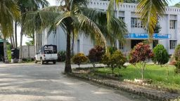 টুঙ্গিপাড়ায় স্বাস্থ্য বিষয়ক সম্পাদক সহ ৪ আ.লীগ নেতা গ্রেপ্তার