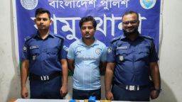 রামু থানা পুলিশের অভিযানে ৩০হাজার পিস ইয়াবাসহ আটক যুবক