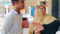 সাংবাদিকদের সঙ্গে দুর্ব্যবহারকারী সেই শিক্ষিকাকে কারণ দর্শানোর নোটিশ