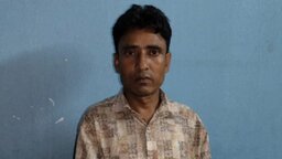 নীলফামারীতে সেনাবাহিনীর অভিযানে ১৪৭ বোতল ফেনসিডিলসহ আটক- ১
