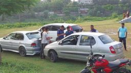 গাড়িতে ‘প্রেস’ স্টিকার, সেনাবাহিনীর চেকপোস্টে গুনতে হলো জরিমানা!