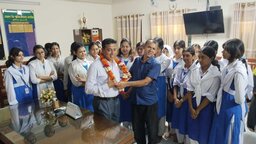 হাইকোর্টের আদেশে নবারুণ উচ্চ বালিকা বিদ্যালয়ে দায়িত্ব নিলেন মালেক গাজী