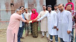 বকশীগঞ্জে ইঞ্জি. সাঈদ হাসানের উদ্যোগে হিটস্ট্রোকে নিহতের পরিবারকে আর্থিক সহায়তা