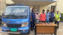 ভালুকায়  ডাকাতির প্রস্তুতিকালে আন্তঃজেলা ডাকাত চক্রের তিন সদস্য গ্রেপ্তার