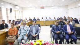 বাকৃবিতে কর্মচারীদের ‘প্রশাসন ও অফিস ব্যবস্থাপনা’ প্রশিক্ষণ কর্মশালার সমাপনী