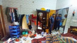 কুয়াকাটায় ডাকাত চক্রের তাণ্ডব, তিন পরিবার নিঃস্ব