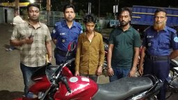 নোয়াখালীতে দুই চোরাই মোটরসাইকেলসহ আন্তঃজেলা চোর চক্রের ২ সদস্য গ্রেপ্তার