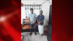 রোহিঙ্গা নাগরিক ভোটার হতে এসে দালালসহ আটক
