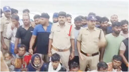 ট্রলারসহ বাংলাদেশি ২৮ জেলেকে আটক করেছে ভারত