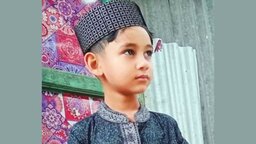 গাছে ঝুলছিল সাত বছরের শিশুর মরদেহ, পরিবারের দাবি হত্যা