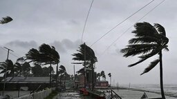 দেশের ৮ অঞ্চলে দমকা হাওয়াসহ বৃষ্টির পূর্বাভাস, নদীবন্দরে সতর্কতা