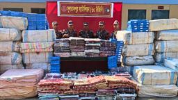 বিজিবির অভিযানে ৫ কোটি ৭০ লাখ টাকার ভারতীয় পণ্য জব্দ