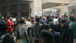 শাকসু নির্বাচন বন্ধের ঘোষণায় গভীর রাতে শাবিপ্রবিতে বিক্ষোভ