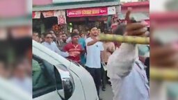 ফরিদপুরে এ. কে. আজাদের গণসংযোগে যুবদলের হামলা, দুটি গাড়ি ভাঙচুর