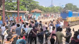 ভৈরবকে জেলা ঘোষণার দাবিতে নৌপথ অবরোধ, বৃহস্পতিবার সর্বাত্মক অবরোধের ডাক