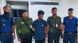 রাজাপুর হাসপাতালের পরিত্যক্ত ভবনে গাঁজা সেবন, যুবকের কারাদণ্ড